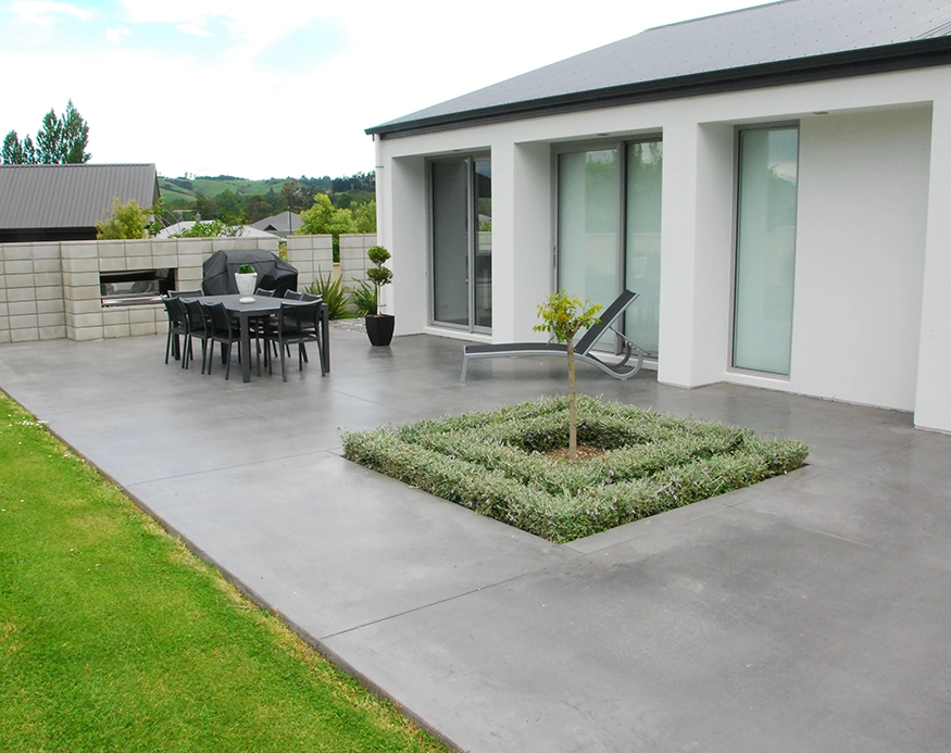 How Can You Choose Between Plain and Decorative Concrete?